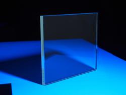 Schattenwurf durch Glas bei UVC 254nm